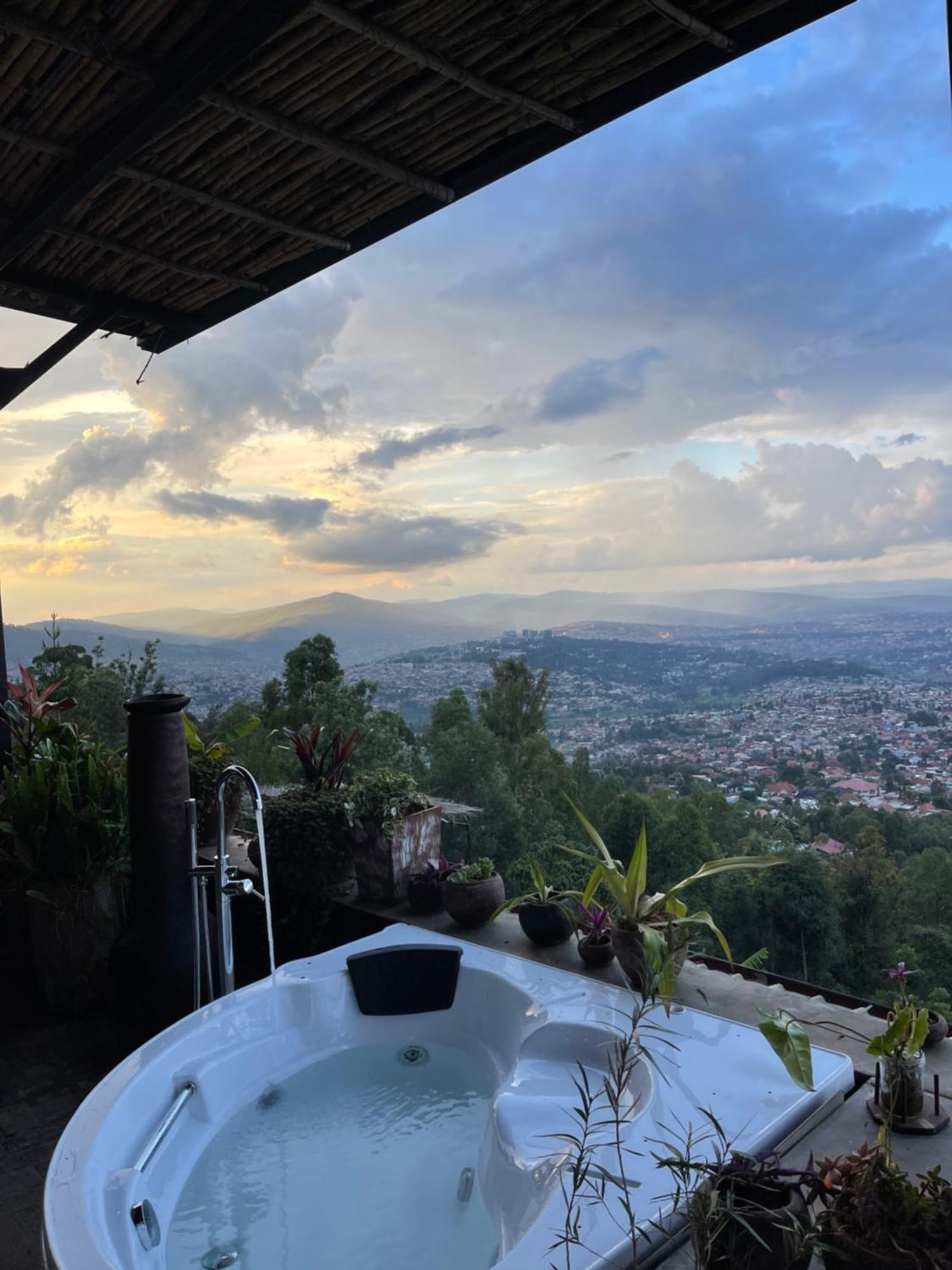 Eagle View Lodge - Kigali Dış mekan fotoğraf