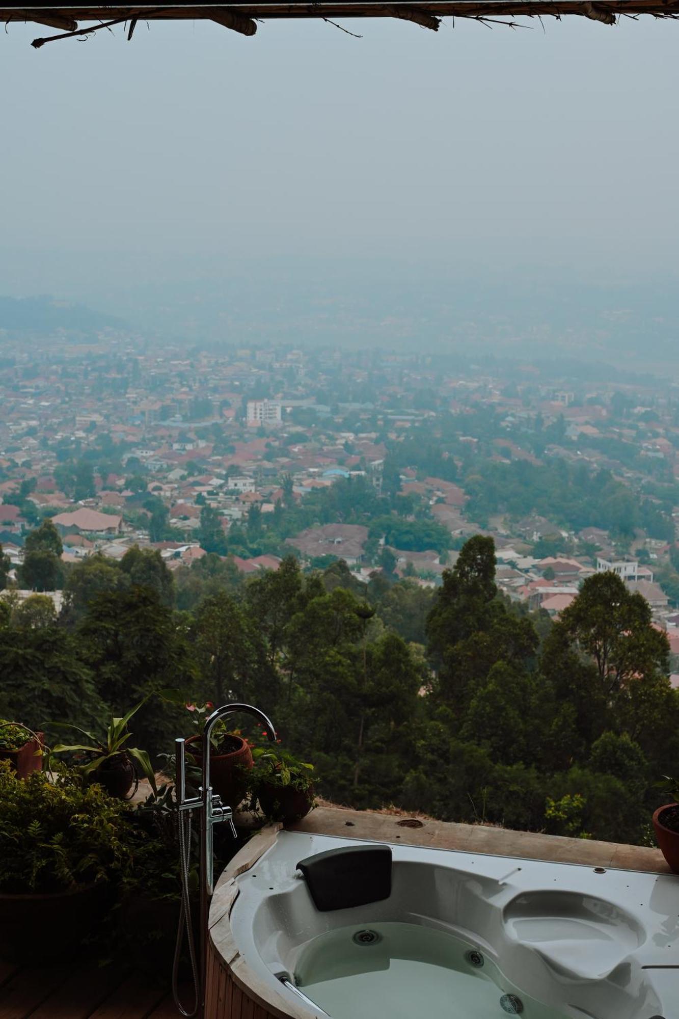 Eagle View Lodge - Kigali Dış mekan fotoğraf